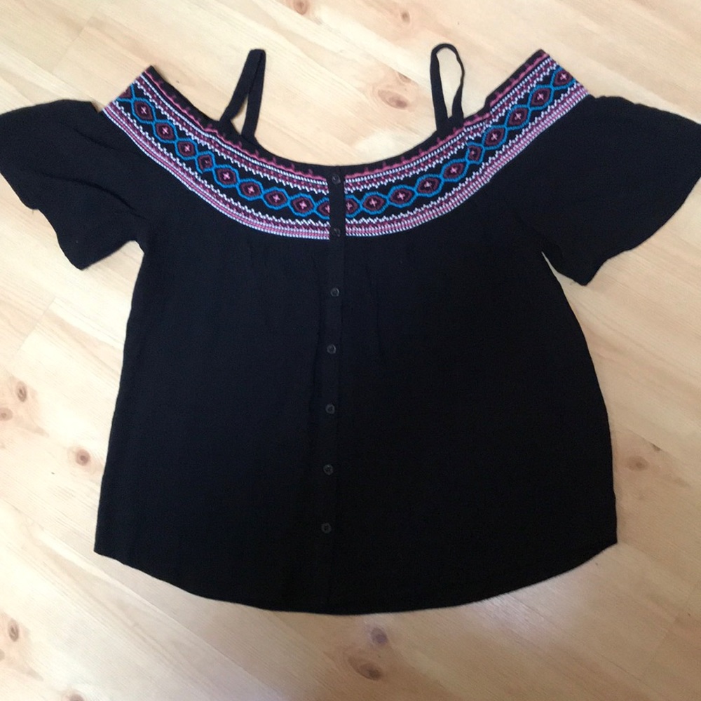 CHARMING CHARLIE Black beaded gauze cold shoulder top